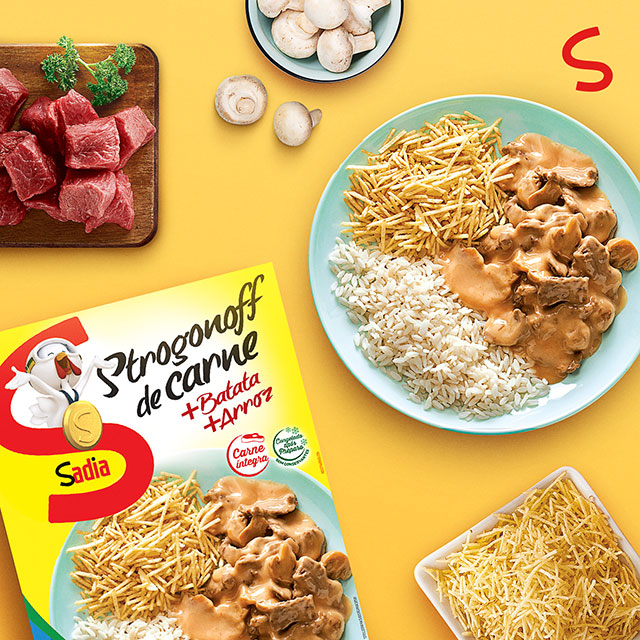 Strogonoff de carne + batata + arroz